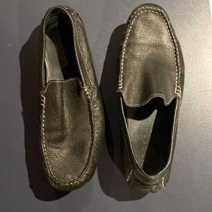 Men’s black leather loafers